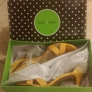 Gold Kelly & Kate Heels